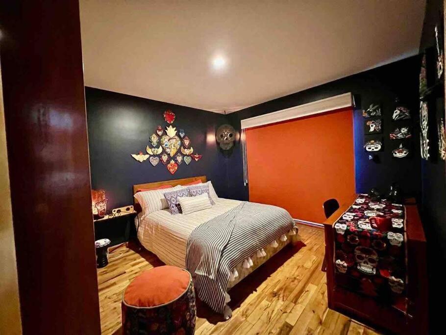 Luxurious Mid Century Modern Folk Art Home Мехіко Екстер'єр фото